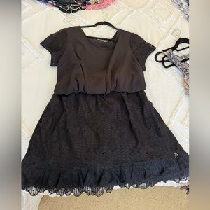 Chic Black Lace Mini Dress